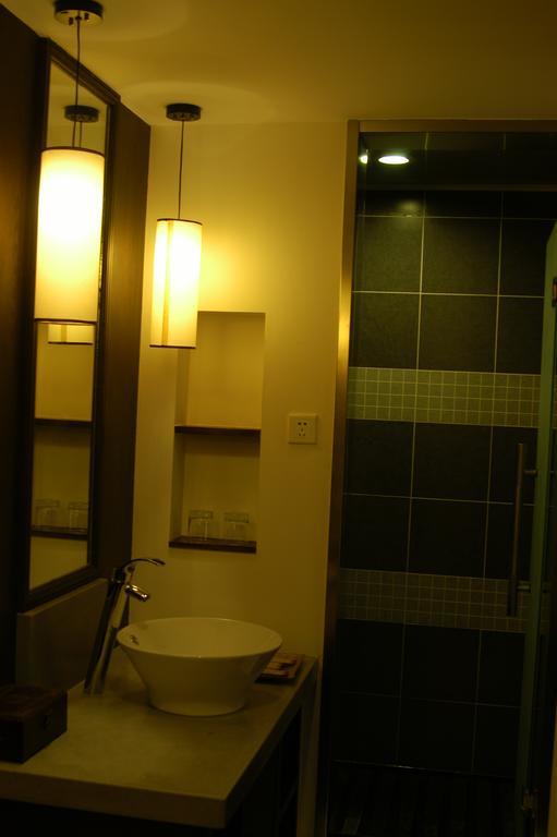 Baolong Homelike Hotel - Henglong Hotel Jingan Exterior foto