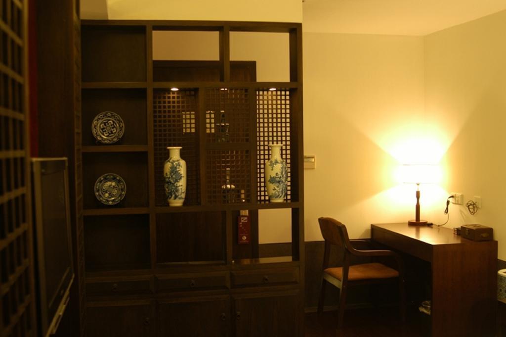 Baolong Homelike Hotel - Henglong Hotel Jingan Exterior foto