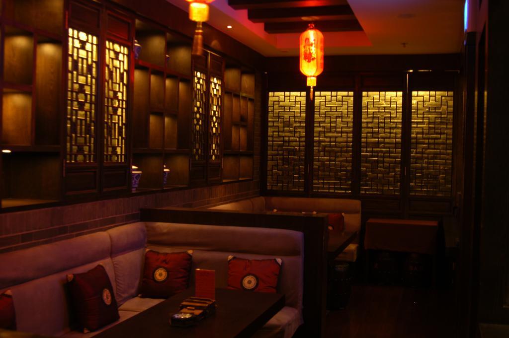 Baolong Homelike Hotel - Henglong Hotel Jingan Exterior foto